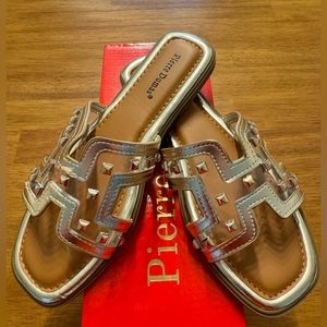 Pierre Dumas Georgia Flat Studded Sandels